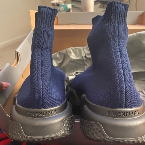 Men’s Balenciaga runners - Picture 2 of 6
